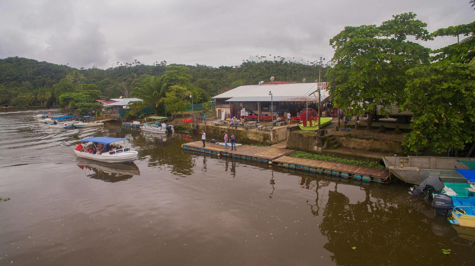 Hotel Sierpe River Zewnętrze zdjęcie